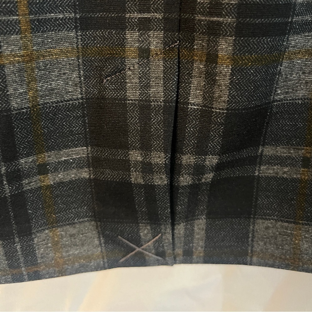 Cabi Step Out Skirt - NWOT - Picture 10 of 13